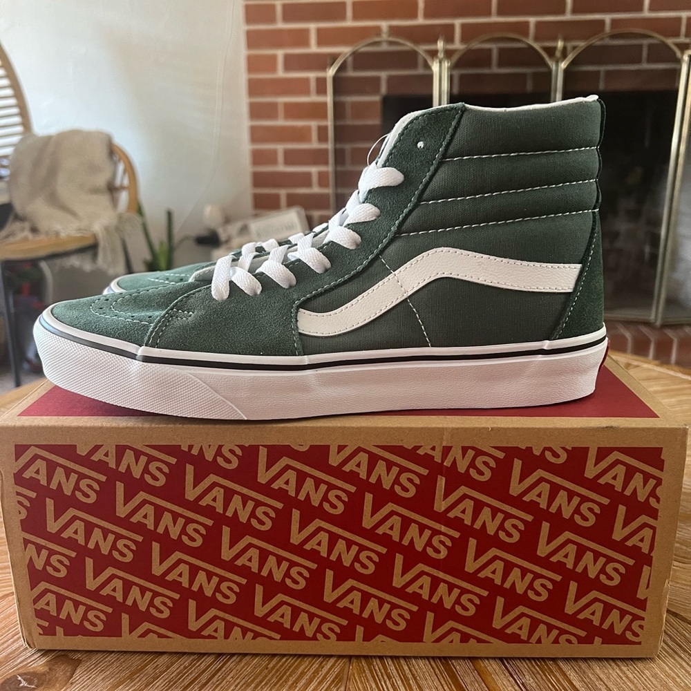 Vans - Picture 4 of 7